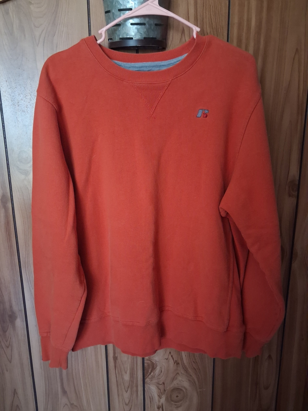 Vintage Russell Athletic Men's Orange Crewneck Sweatshirt